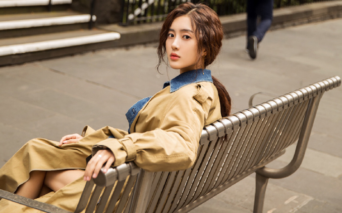 黄仁勋首次参加链博会：中国开源AI是推动全球进步的催化剂